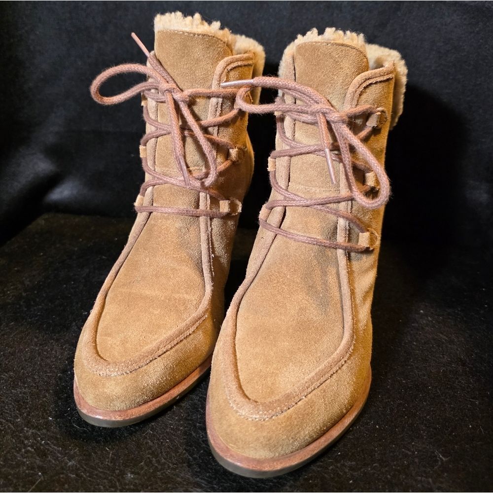Ugg Womens Size 9 - Picture 5 of 10